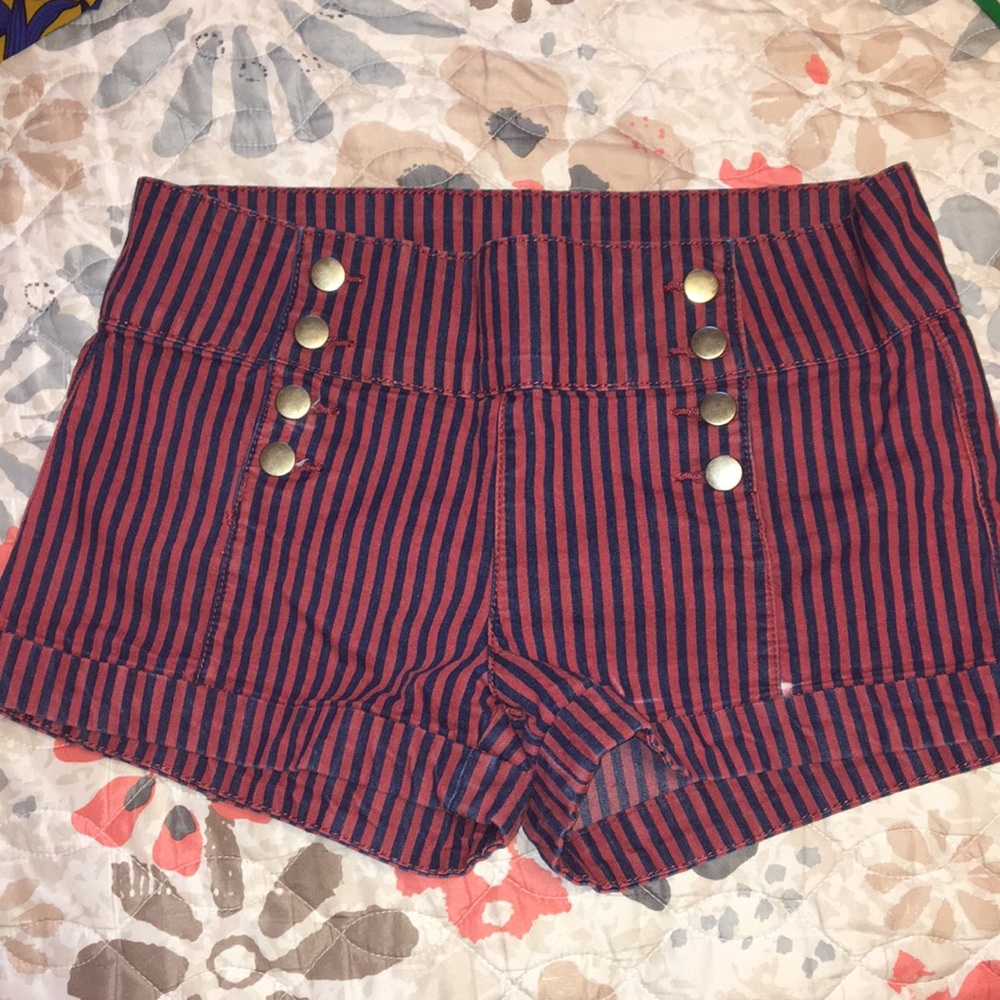 Stipe shorts